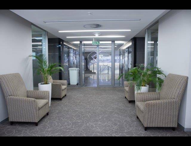 22,824M² BUILDING FOR SALE IN CONSTANTIA KLOOF